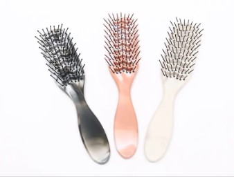 Bagaimana cara menggunakan Sisir Rambut Plastik?