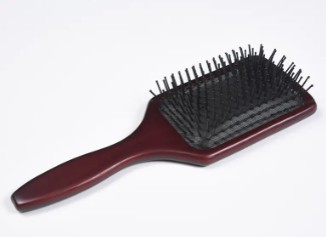 Apa fungsi Sikat Rambut Kayu & Bambu?